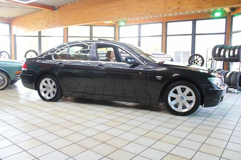 Gebraucht BMW 740L 306 PS (225 kW) 2006 Schwarz Limousine