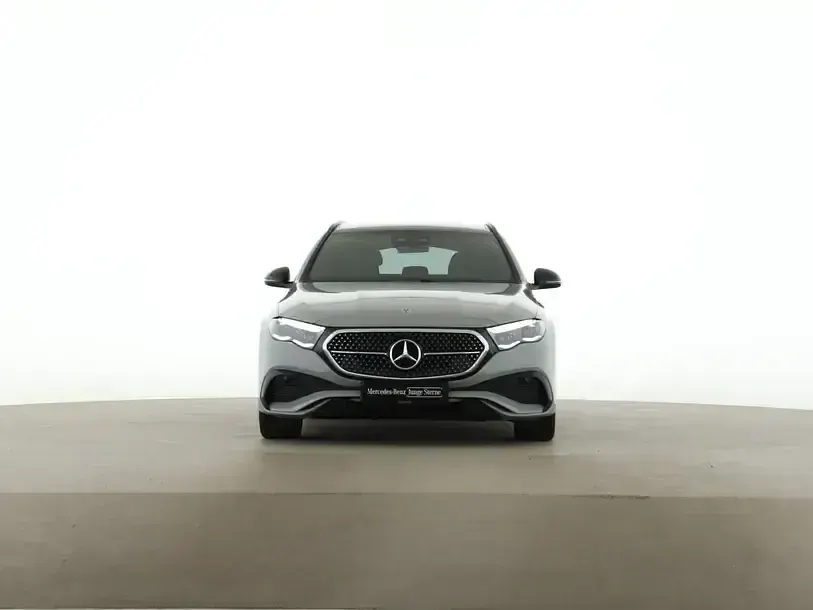 Gebraucht Mercedes E450 AMG 367 PS (269 kW) 2025 Grau Limousine