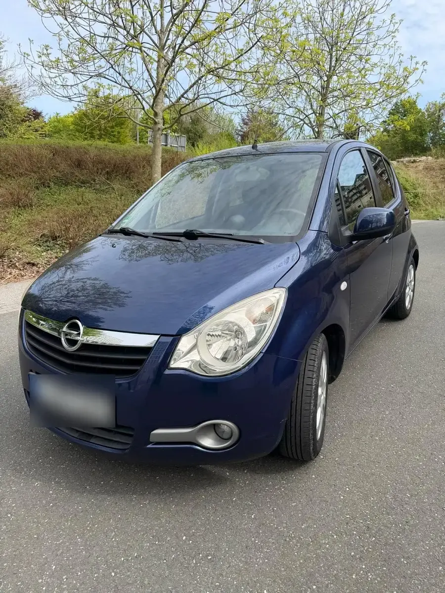 Gebraucht Opel Agila 60 PS (44 kW) 2010 Blau Kleinwagen