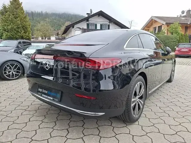 Gebraucht Mercedes EQE300 Premium Plus 180 kW (245 PS) 2025 Schwarz Limousine