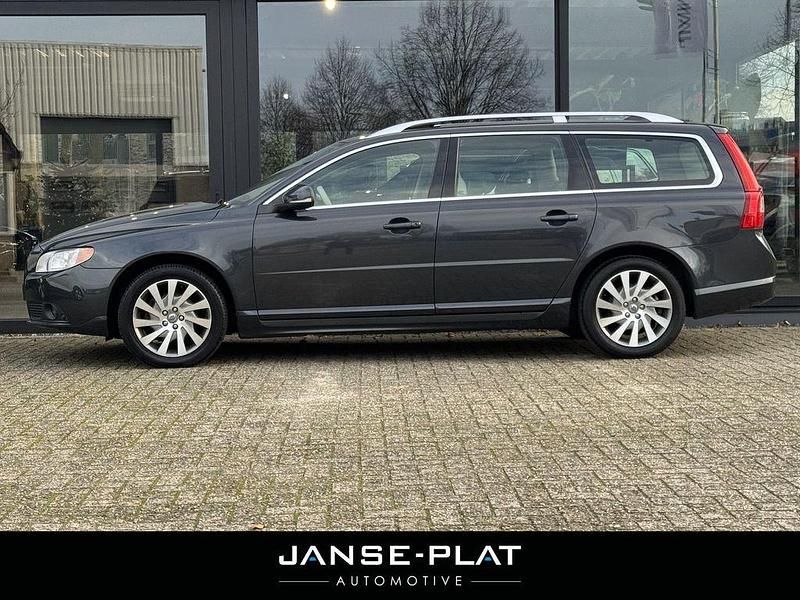 Gebraucht Volvo V70 179 PS (131 kW) 2012 Grau Kombi