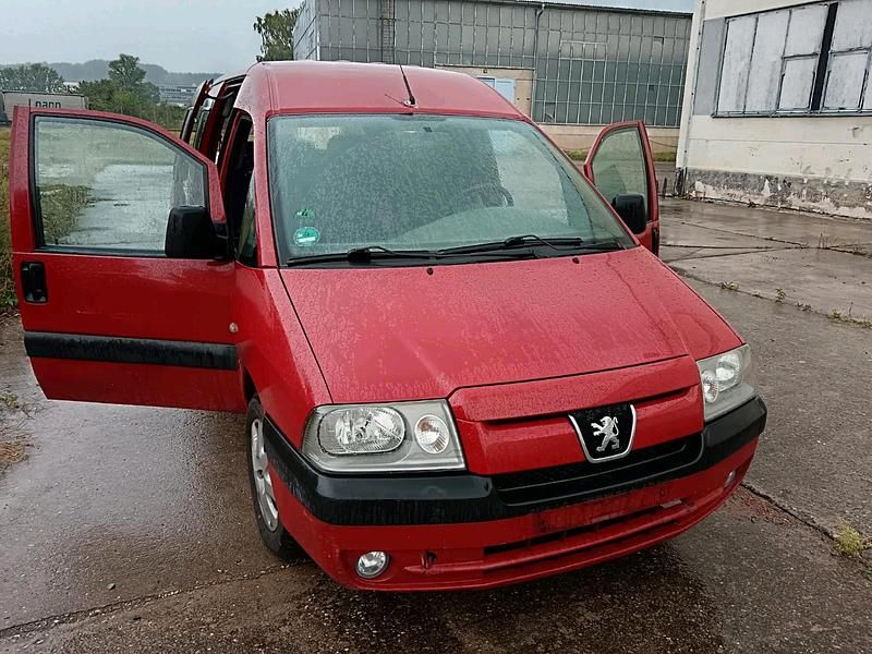 Rot Gebraucht 2005 Peugeot Expert Van | 2.999 € - Bild 1/4