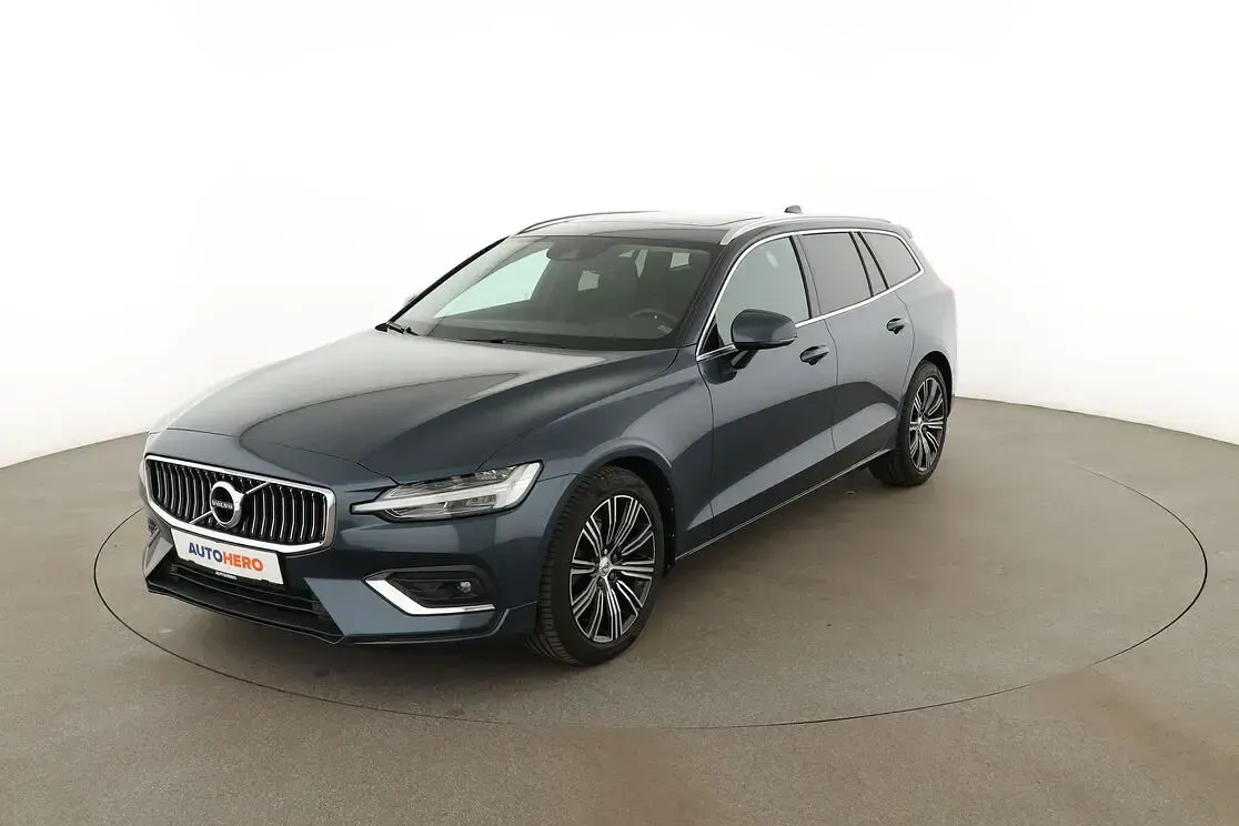 Gebraucht Volvo V60 Inscription 150 PS (110 kW) 2019 Kombi