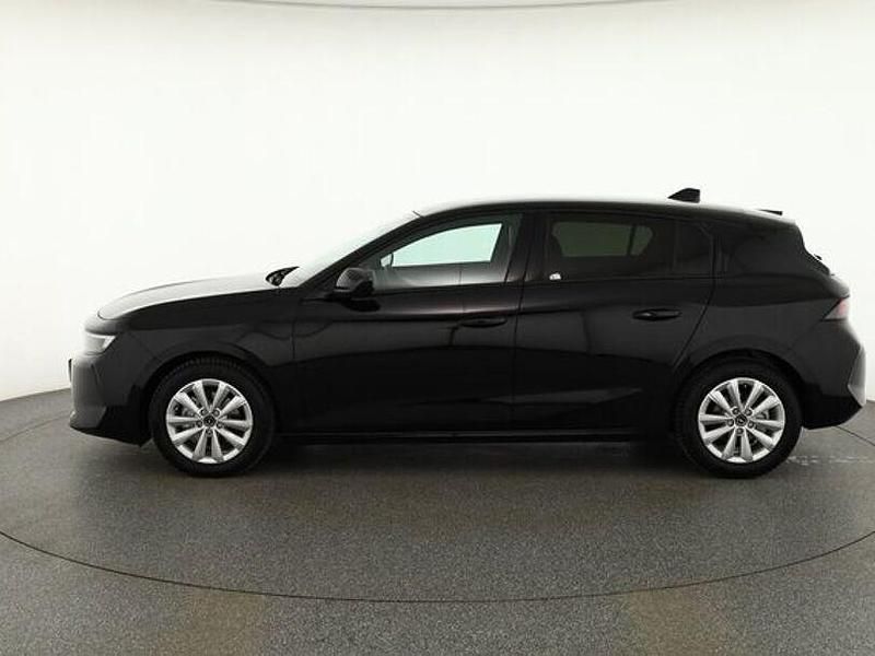 Gebraucht Opel Astra Elegance 131 PS (96 kW) 2024 Andere Limousine