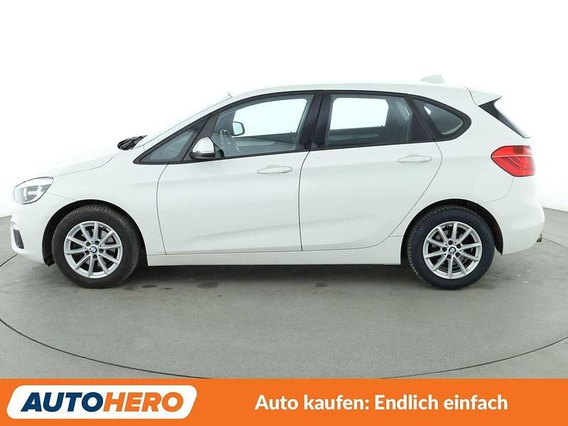 Gebraucht BMW 216 Active Tourer Performance 116 PS (85 kW) 2015 Weiß Van / Kleinbus