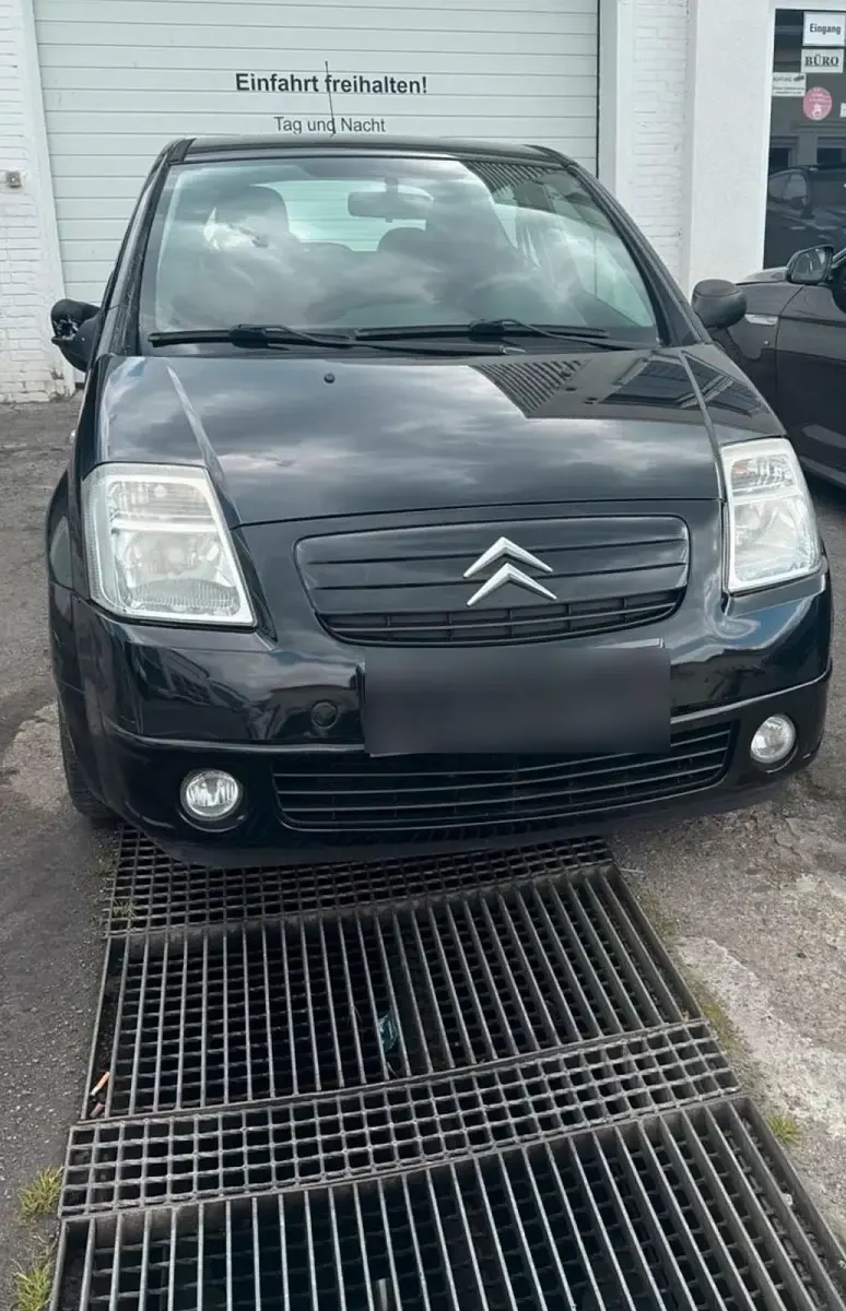 Gebraucht Citroën C2 60 PS (44 kW) 2007 Schwarz Kleinwagen