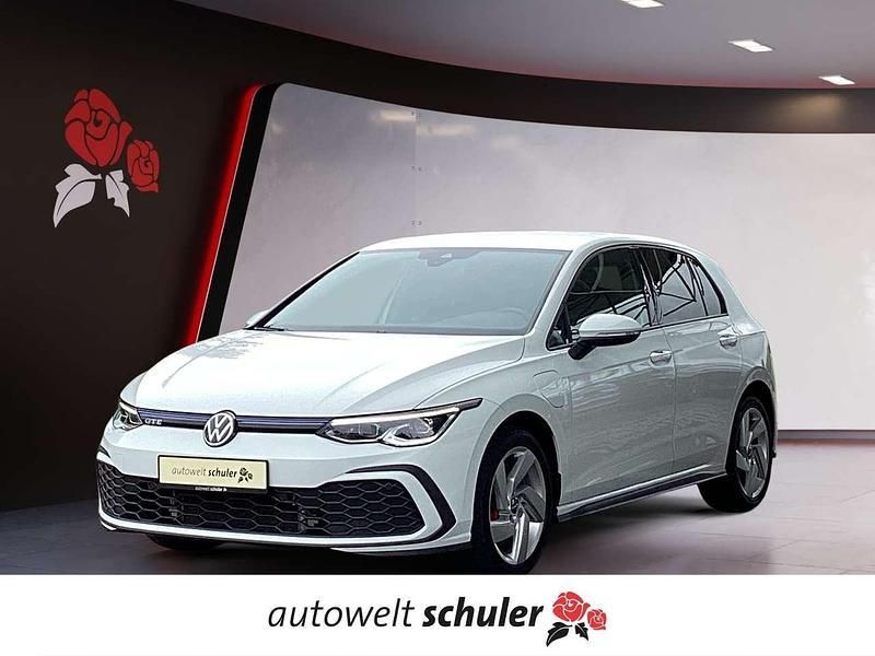 Pure white Gebraucht 2021 VW Golf VIII GTE Limousine | 22.350 € (Guter Preis) - Bild 1/4