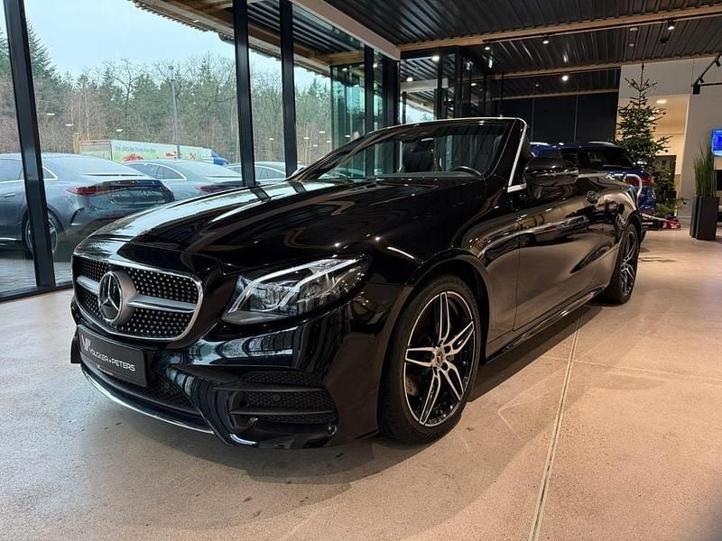 Gebraucht Mercedes E220 AMG 194 PS (142 kW) 2018 Schwarz Cabrio