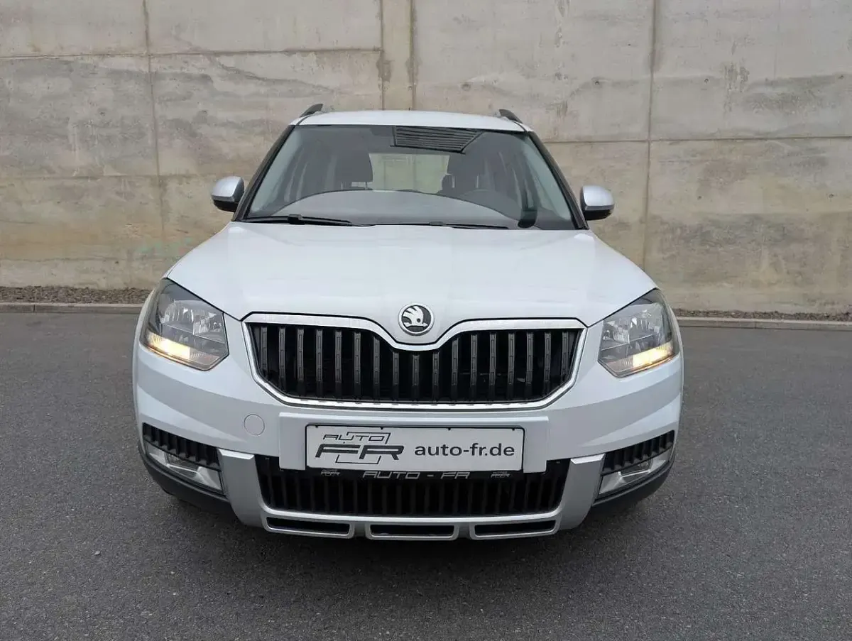 Gebraucht Skoda Yeti 125 PS (91 kW) 2017 Weiß SUV