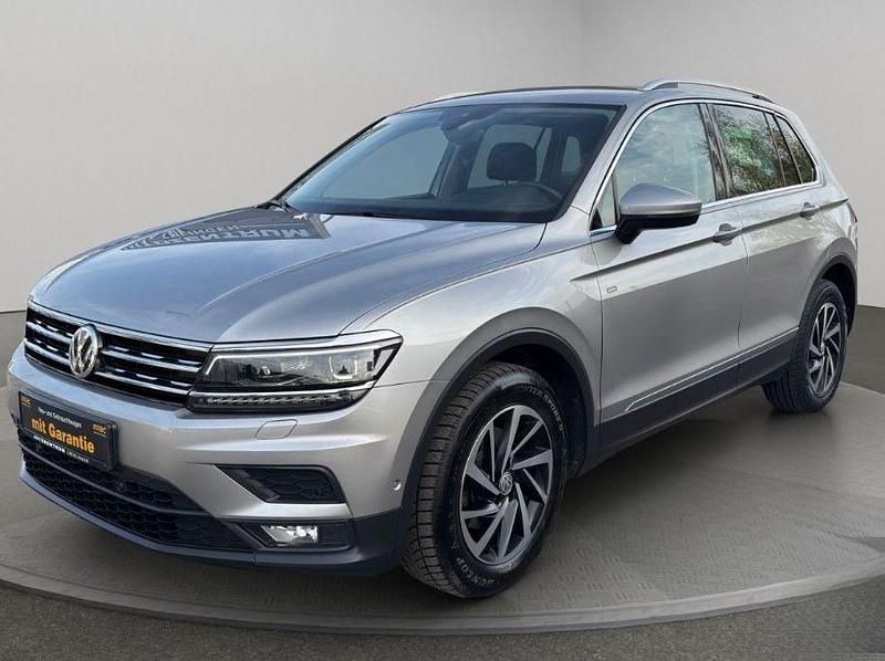 Silber Gebraucht 2019 VW Tiguan Join SUV | 18.599 € (Etwas zu teuer) - Bild 1/4