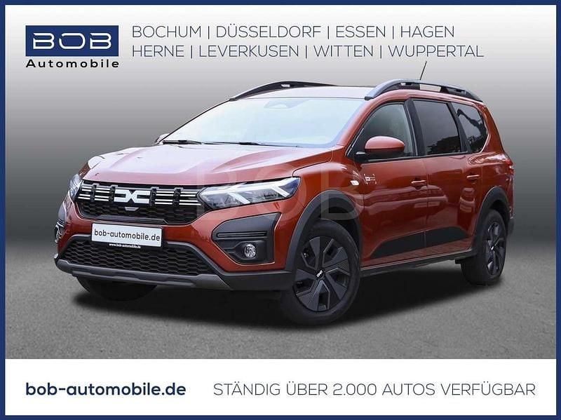 Braun Gebraucht 2025 Dacia Jogger Expression Van / Kleinbus | 24.388 € (Fairer Preis) - Bild 1/4