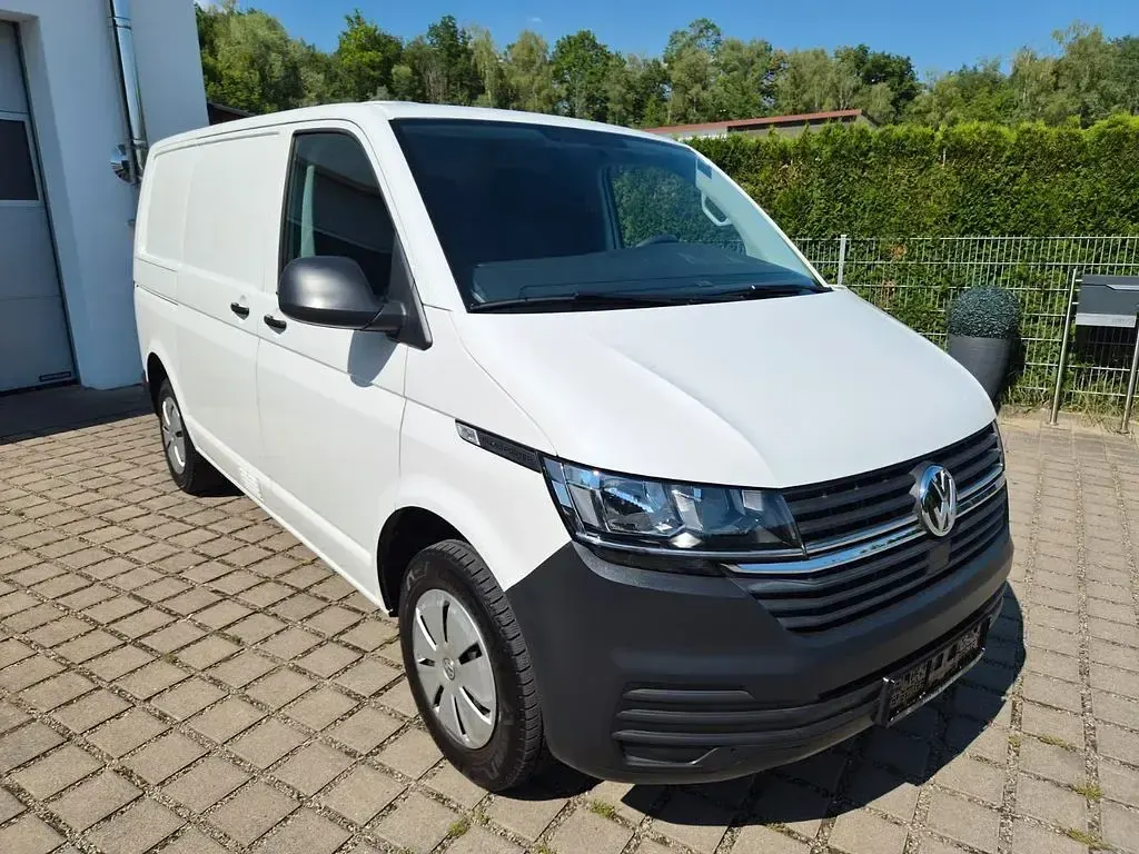 Gebraucht VW T6.1 150 PS (110 kW) 2022 Weiß Van
