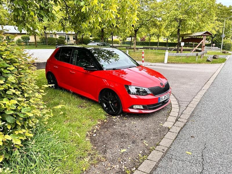 Gebraucht Skoda Fabia Joy 110 PS (80 kW) 2016 Rot Kleinwagen