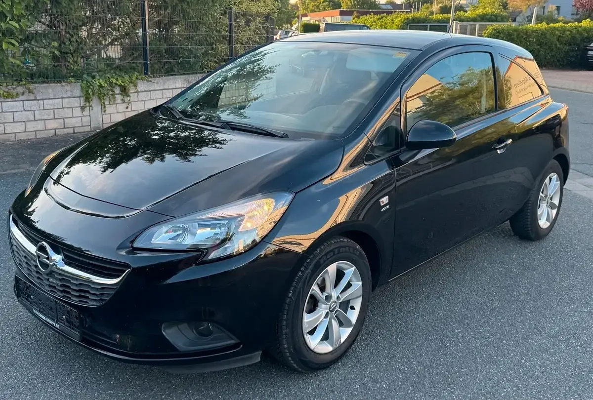 Gebraucht Opel Corsa Active 70 PS (51 kW) 2017 Schwarz Kleinwagen