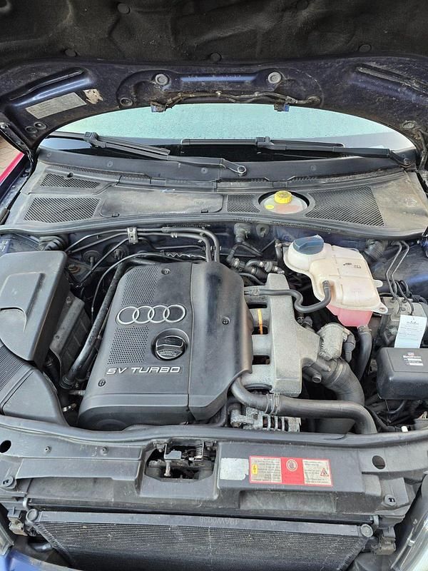 Gebraucht Audi A4 150 PS (110 kW) 2000 Blau Kombi