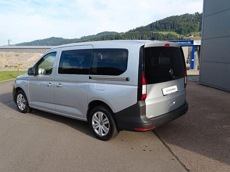 Gebraucht VW Caddy Maxi 114 PS (83 kW) 2022 Silber Van / Kleinbus