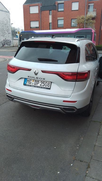 Weiß Gebraucht 2024 Renault Koleos Initiale Paris SUV | 26.900 € (Guter Preis) - Bild 1/4