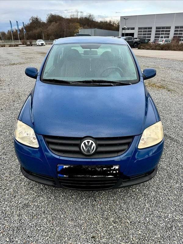Gebraucht VW Fox 55 PS (40 kW) 2005 Blau Kleinwagen