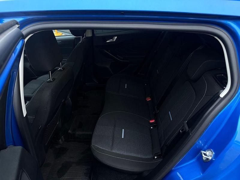 Gebraucht Ford Focus Active X 125 PS (91 kW) 2024 Limousine