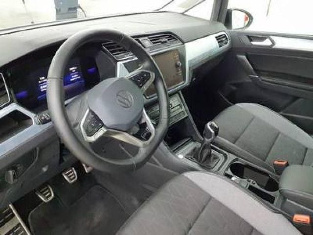 Gebraucht VW Touran Goal 150 PS (110 kW) 2025 Pure white Van / Kleinbus