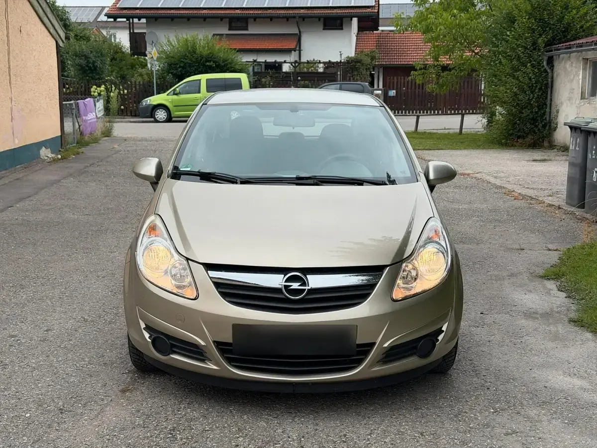 Gebraucht Opel Corsa 80 PS (58 kW) 2008 Gold Kleinwagen