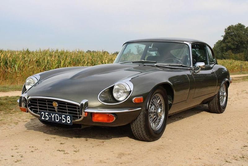 Second-hand Jaguar E-Type 313 CP (230 kW) 1973 Verde