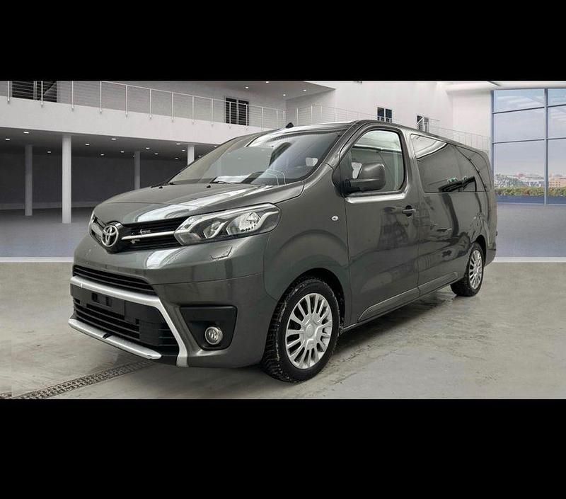 Gebraucht 2020 Toyota Proace Van / Kleinbus | 22.610 € (Etwas zu teuer) - Bild 1/4