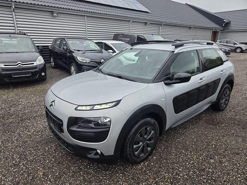 Gebraucht Citroën C4 Cactus Feel 99 PS (72 kW) 2018 Grau Kleinwagen