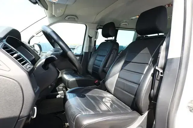 Gebraucht VW Multivan Comfortline 204 PS (150 kW) 2018 Reflexsilber metallic reflexsilber metallic Van / Kleinbus
