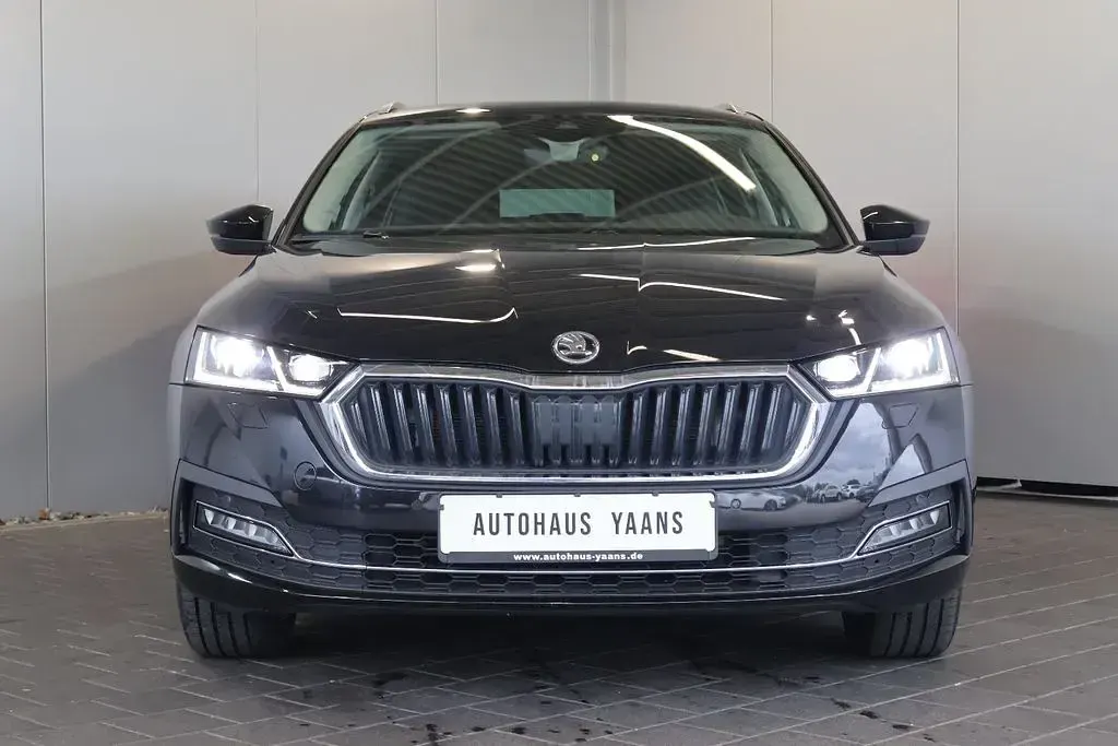 Gebraucht Skoda Octavia Style 150 PS (110 kW) 2023 Schwarz Limousine