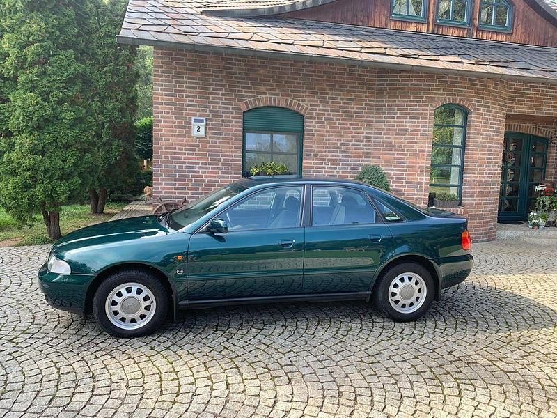 Gebraucht Audi A4 150 PS (110 kW) 1996 Grün Limousine