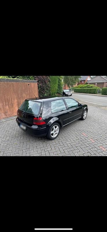 Gebraucht VW Golf IV 101 PS (74 kW) 2001 Schwarz Kleinwagen
