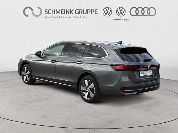 Neu VW Passat Business 150 PS (110 kW) 2025 Grau (diabasgrau metallic) Kombi
