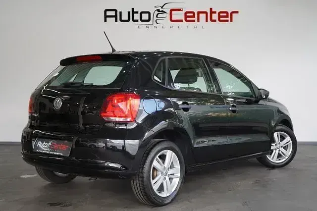 Gebraucht VW Polo Trendline 274 PS (201 kW) 2014 Ebenholzschwarz Limousine