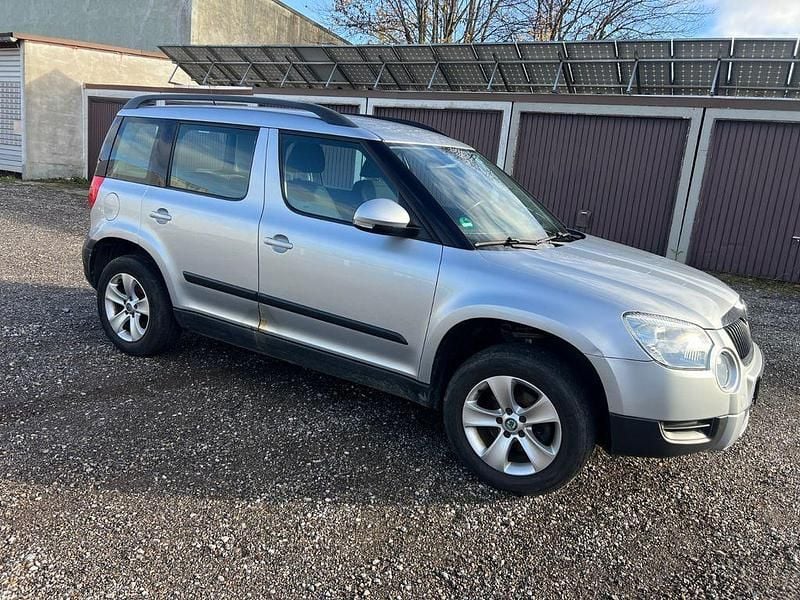 Gebraucht Skoda Yeti Ambition 160 PS (117 kW) 2011 Silber SUV