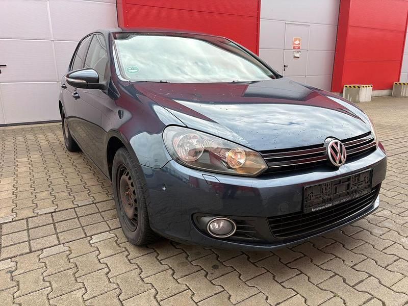 Gebraucht VW Golf VI Team 105 PS (77 kW) 2010 Grau Kleinwagen