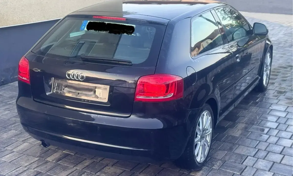 Gebraucht Audi A3 105 PS (77 kW) 2009 Schwarz Kleinwagen