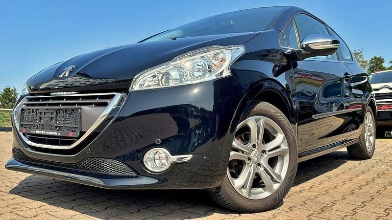 Schwarz Gebraucht 2013 Peugeot 208 Allure Kleinwagen | 8.950 € (Fairer Preis) - Bild 1/4