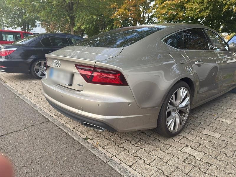 Gebraucht Audi A7 Ambiente 333 PS (244 kW) 2015 Beige Kleinwagen