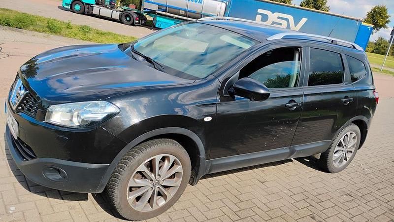 Schwarz Gebraucht 2012 Nissan Qashqai +2 I-Way SUV | 4.050 € (Superpreis) - Bild 1/4