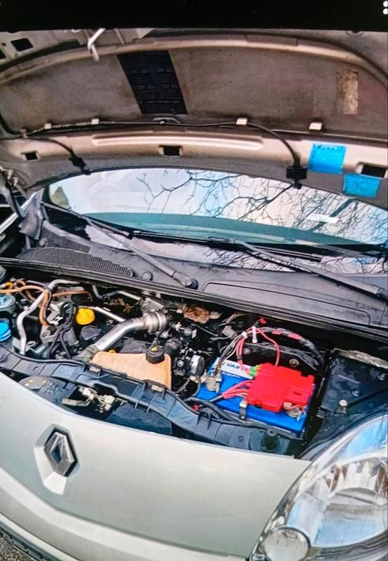 Gebraucht Renault Kangoo 84 PS (61 kW) 2010 Rot Kombi