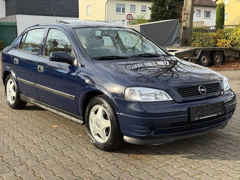Gebraucht Opel Astra Comfort 65 PS (47 kW) 2000 Blau Limousine