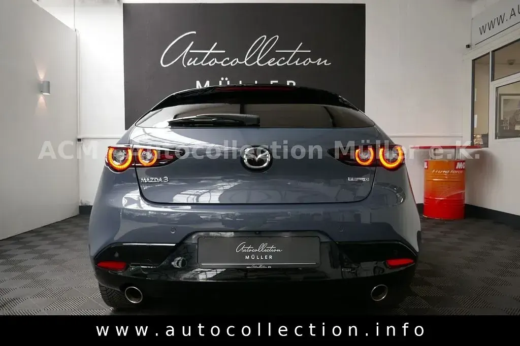 Gebraucht Mazda 3 Selection 202 PS (148 kW) 2022 Polymetal grey (metallic) Limousine