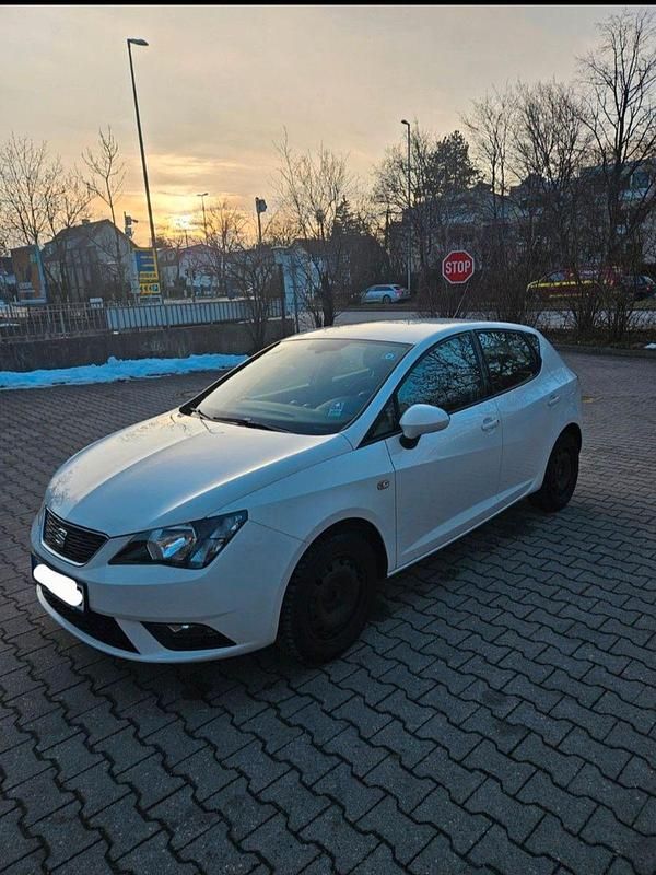 Gebraucht Seat Ibiza CONNECT 105 PS (77 kW) 2016 Weiß Kleinwagen