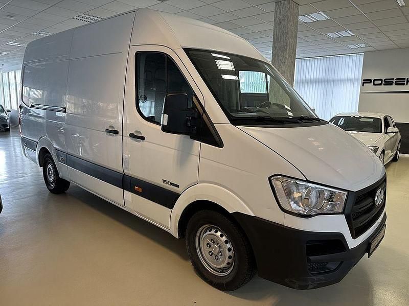 Weiß Gebraucht 2017 Hyundai H 350 Eco Van | 10.450 € (Teuer) - Bild 1/4