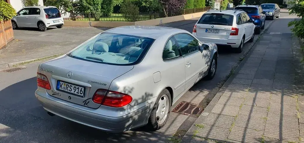 Gebraucht Mercedes CLK230 Elegance 197 PS (144 kW) 2000 Silber Coupé