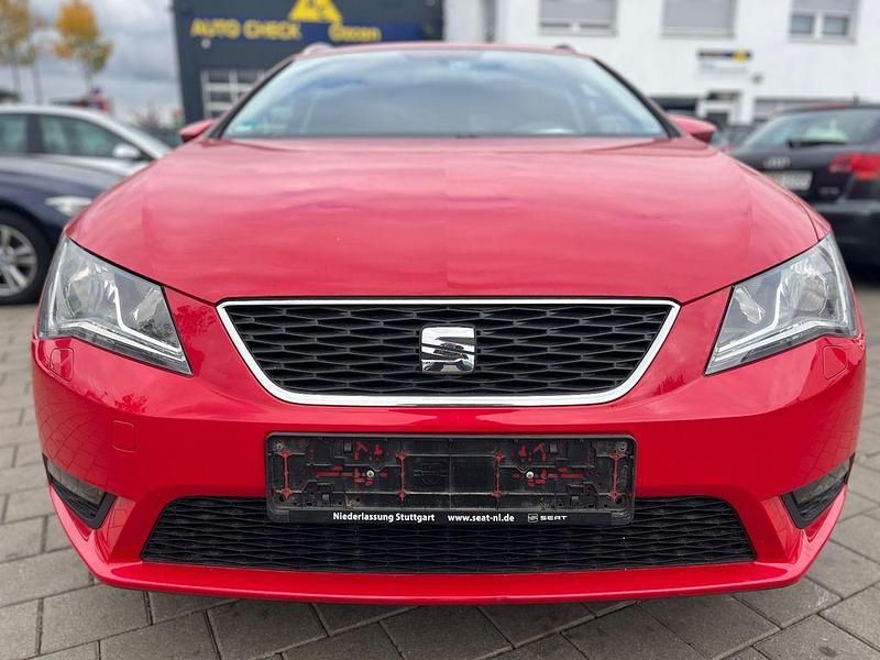 Second-hand Seat Leon ST Style 105 CP (77 kW) 2014 Roșu Break