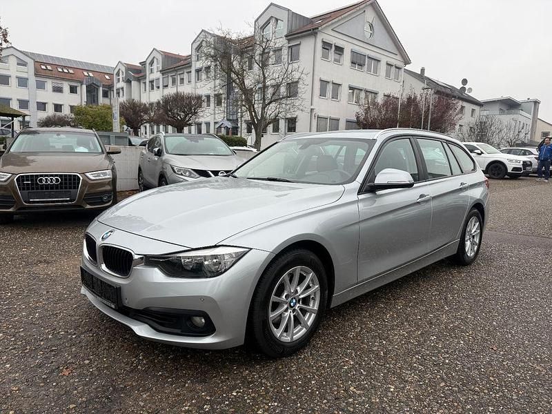 Silber Gebraucht 2015 BMW 320 Advantage Kombi | 12.290 € (Fairer Preis) - Bild 1/4