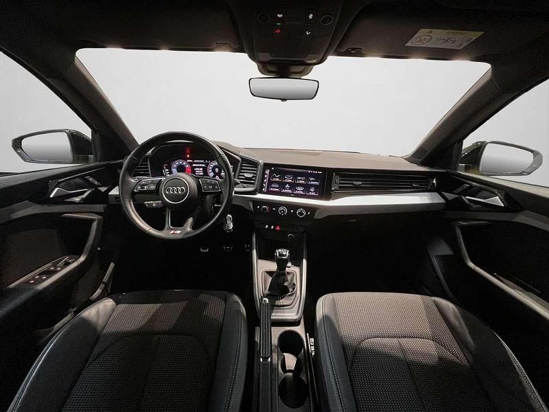 Gebraucht Audi A1 S-Line 110 PS (80 kW) 2021 Pythongelb metallic/mythosschw SUV