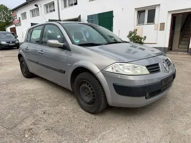 Gebraucht Renault Mégane II Authentique 98 PS (72 kW) 2003 Limousine